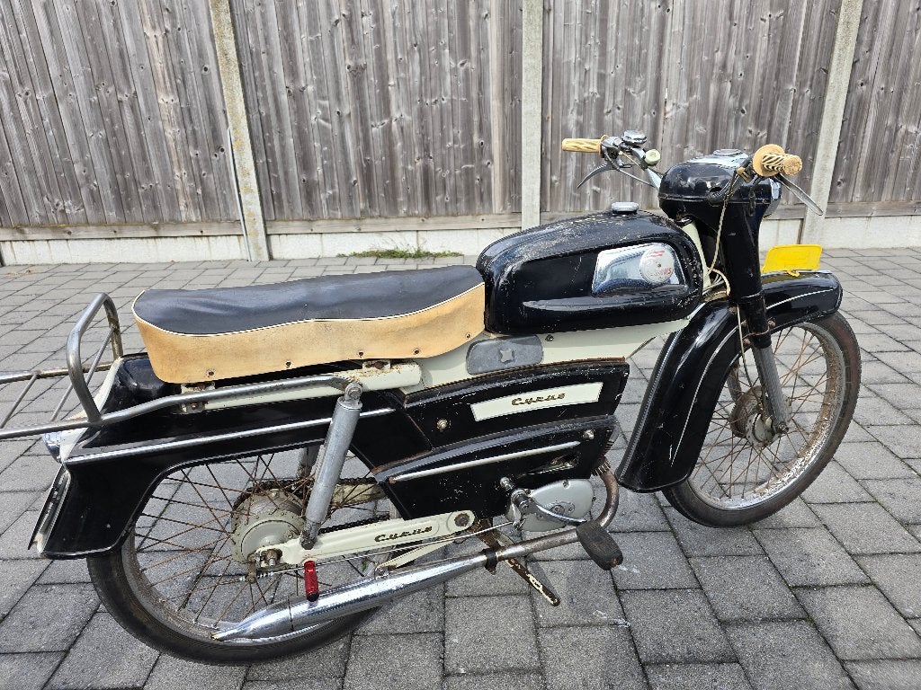 Oldtimer brommer, Enlèvement