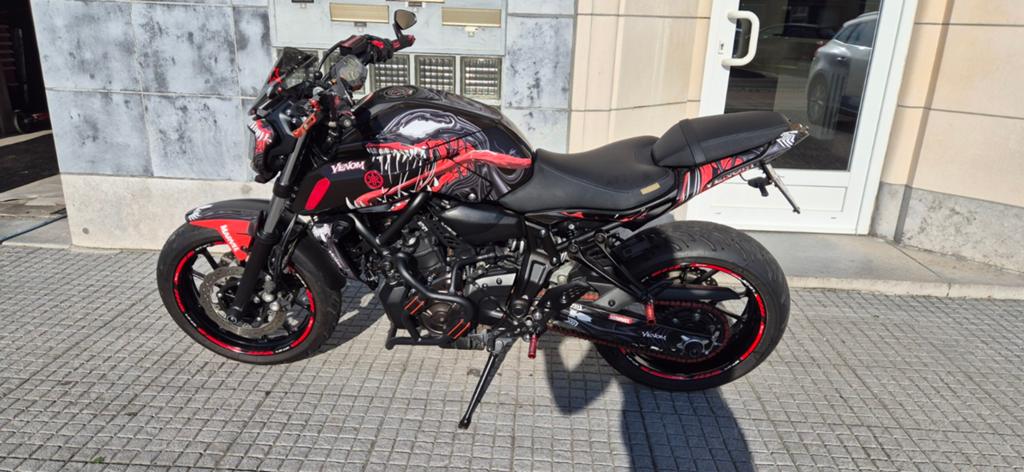 Yamaha mt07, Motoren, 700 cc, 2 cilinders, Motorrijbewijs A, Particulier