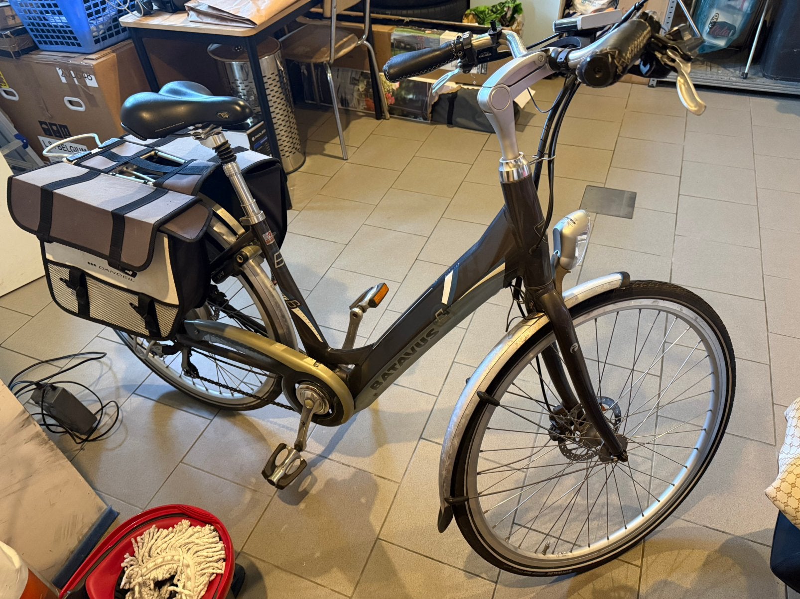 Elektrische damesfiets, Fietsen en Brommers, Elektrische fietsen, Ophalen, Zo goed als nieuw, Batavus