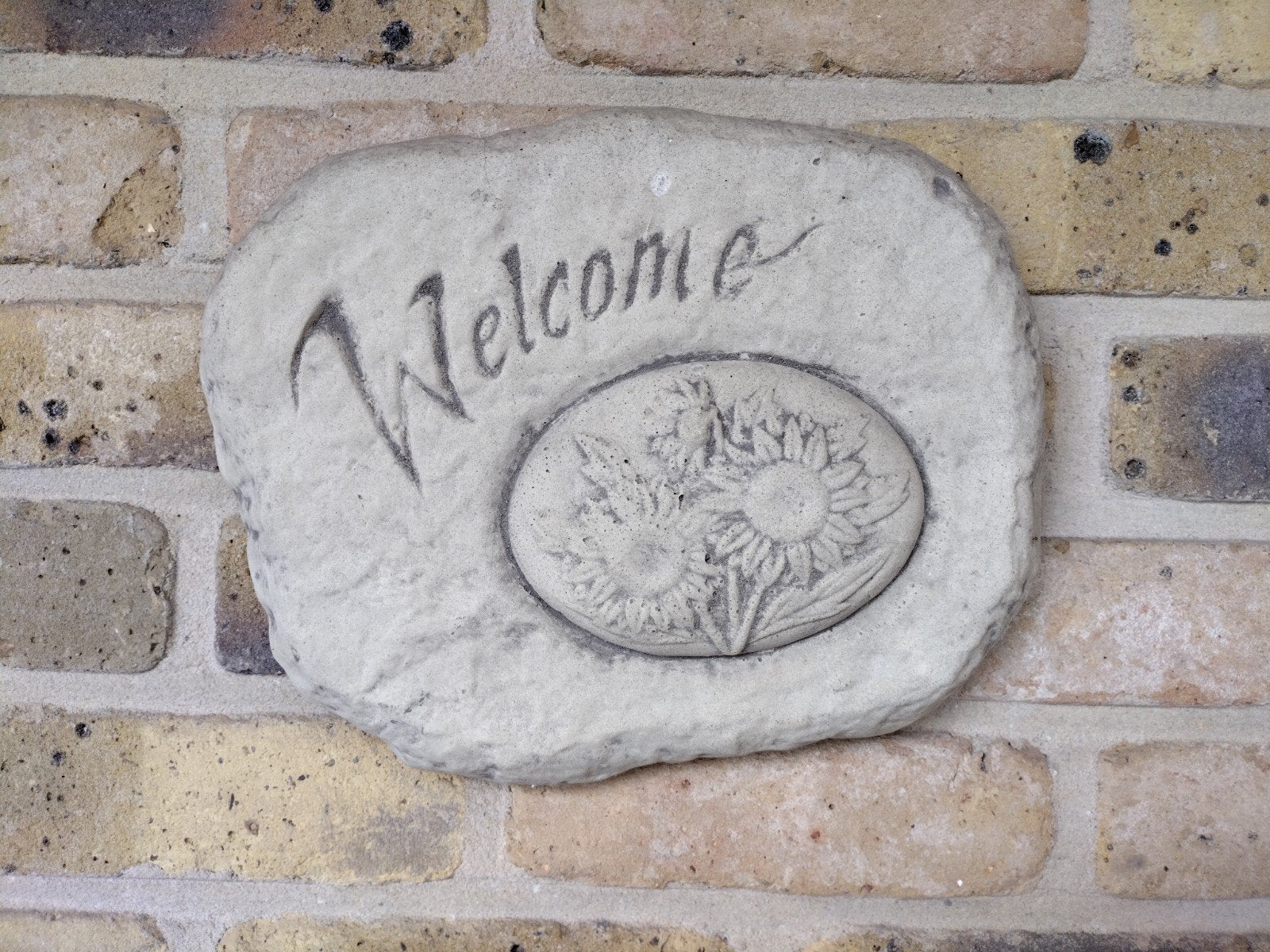 Welcome in steen - muurdecoratie, Tuin en Terras, Ophalen, Zo goed als nieuw