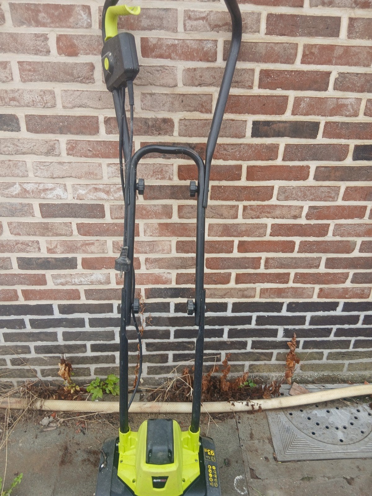 tuinfrees 750 w, Tuin en Terras, Ophalen, Gebruikt