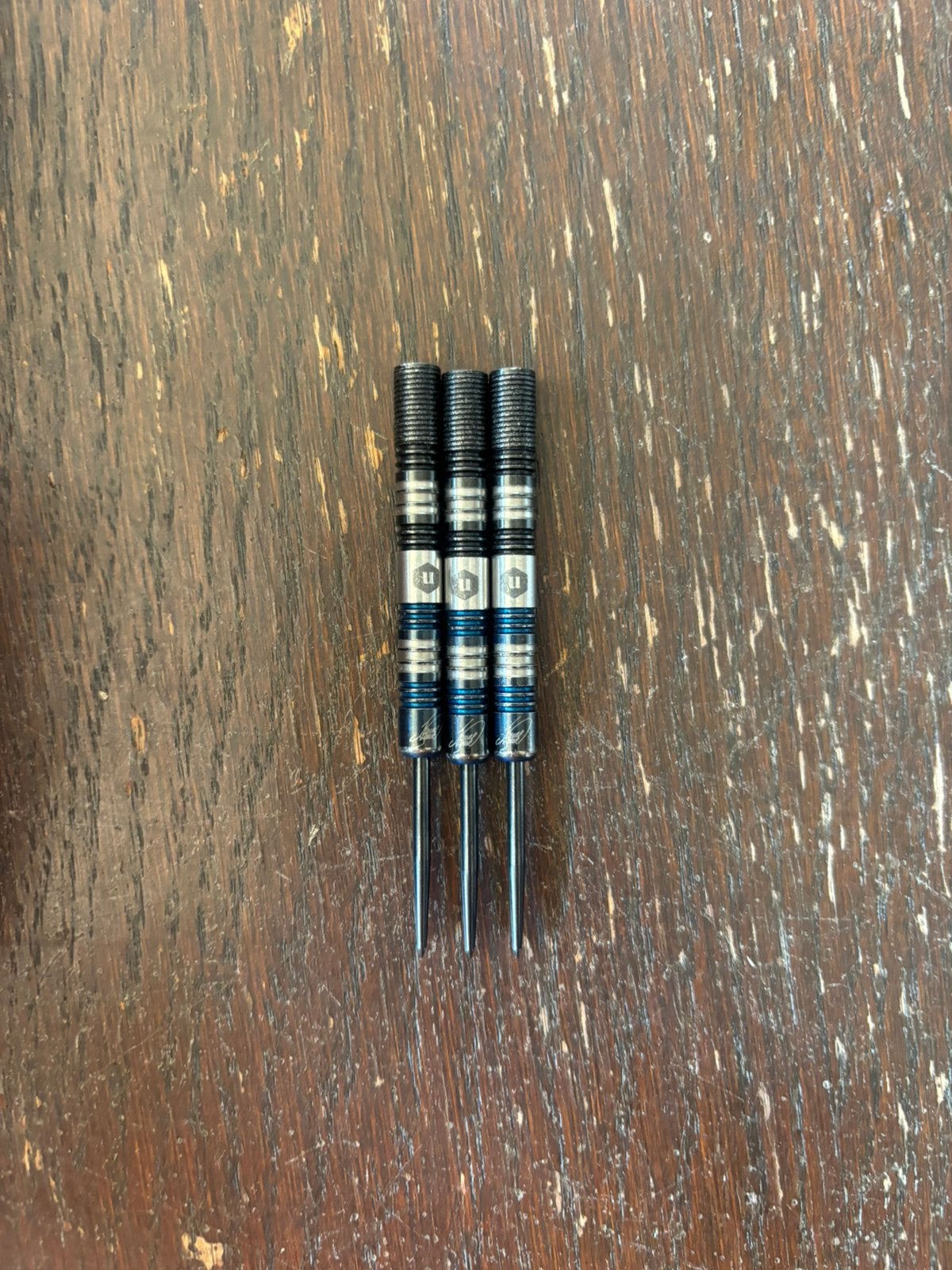 Mooi lot pijlen en repointer, Sport en Fitness, Darts, Zo goed als nieuw, Pijlen, Ophalen