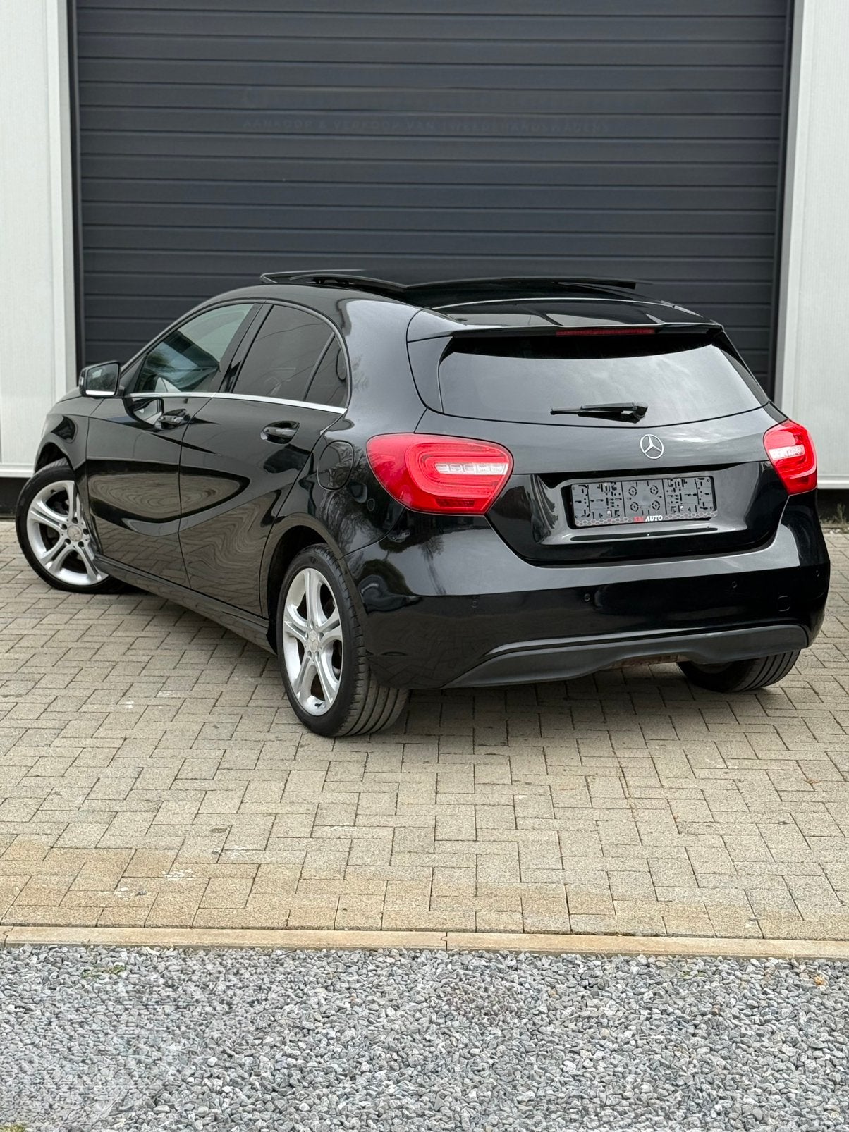 Mercedes A180 Benzine Automaat Panoramisch Euro6B, Automaat, Euro 6, Bedrijf, Berline