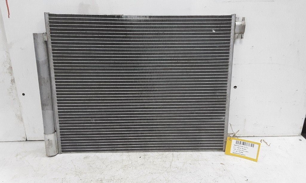 RADIATEUR CLIMATISATION Scénic IV (RFAJ) (921001829R), Renault, Utilisé, Peter-Huppertz-Straße 5
51063  Köln, DE, Dialog.deutschland@renault.de