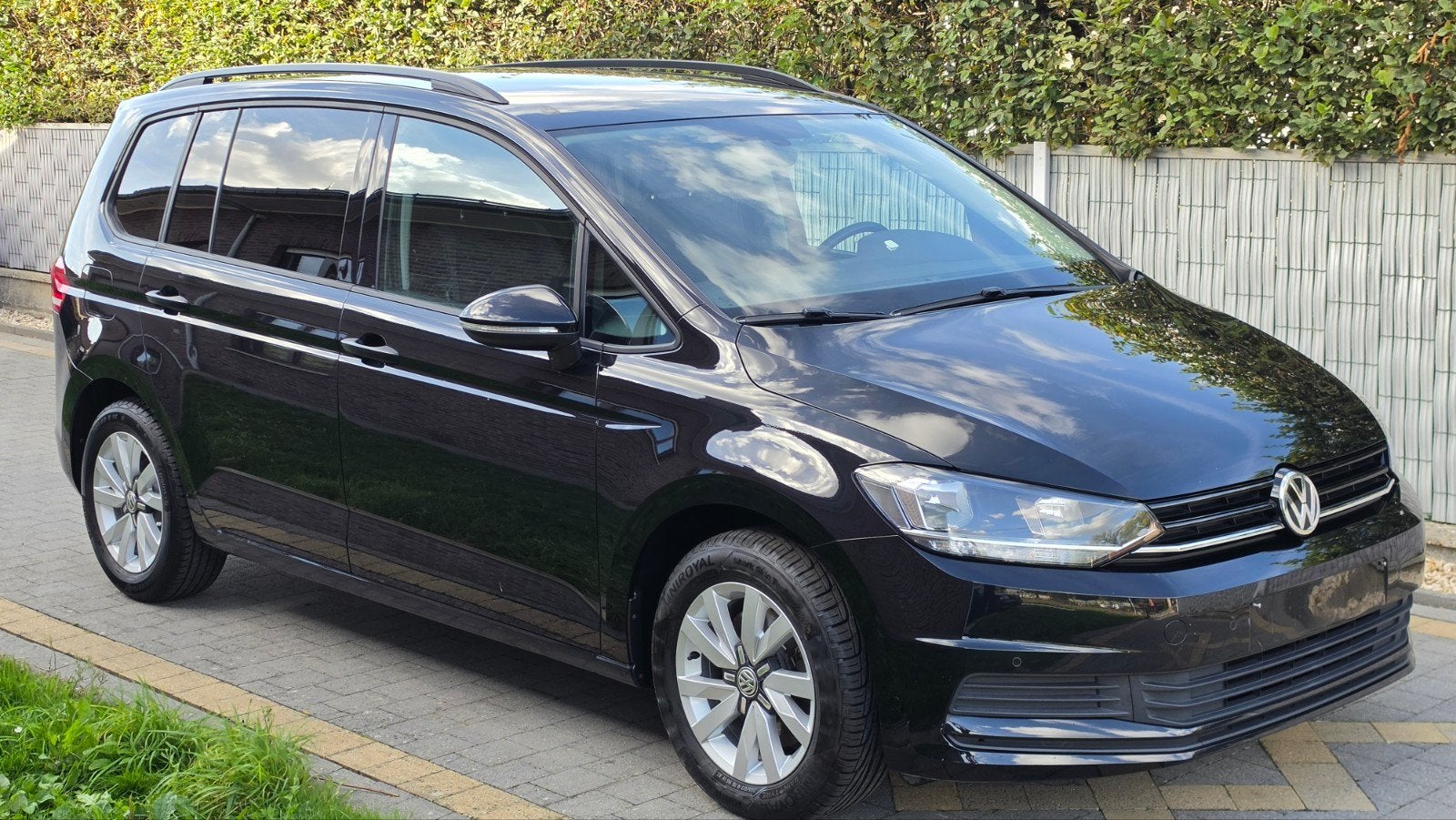 VW Touran 1.6TDI Euro 6b 86.000KM, Auto's, Voorwielaandrijving, 4 cilinders, 1600 cc, Zwart