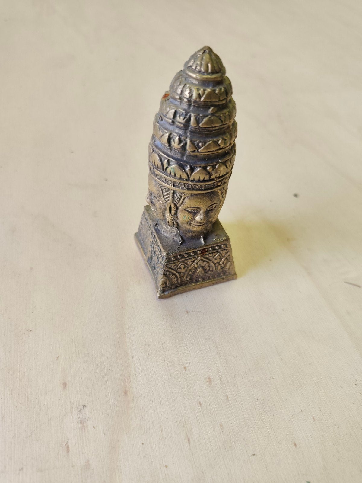 statue en cuivre de l'hindouisme, Enlèvement