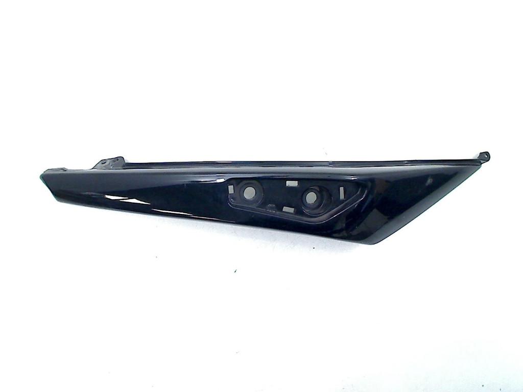 QUEUE DE CARENAGE DROIT Kawasaki (36040-0082), Dhr. S. di Majo, Utilisé, Info@cama-motorparts.nl, P.J. Troelstraweg 8 8
3144 CX  MAASSLUIS, NL