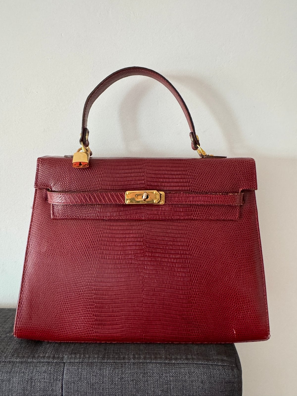 Joli sac à main de couleur bordeaux, Enlèvement ou Envoi, Comme neuf, Sac à main