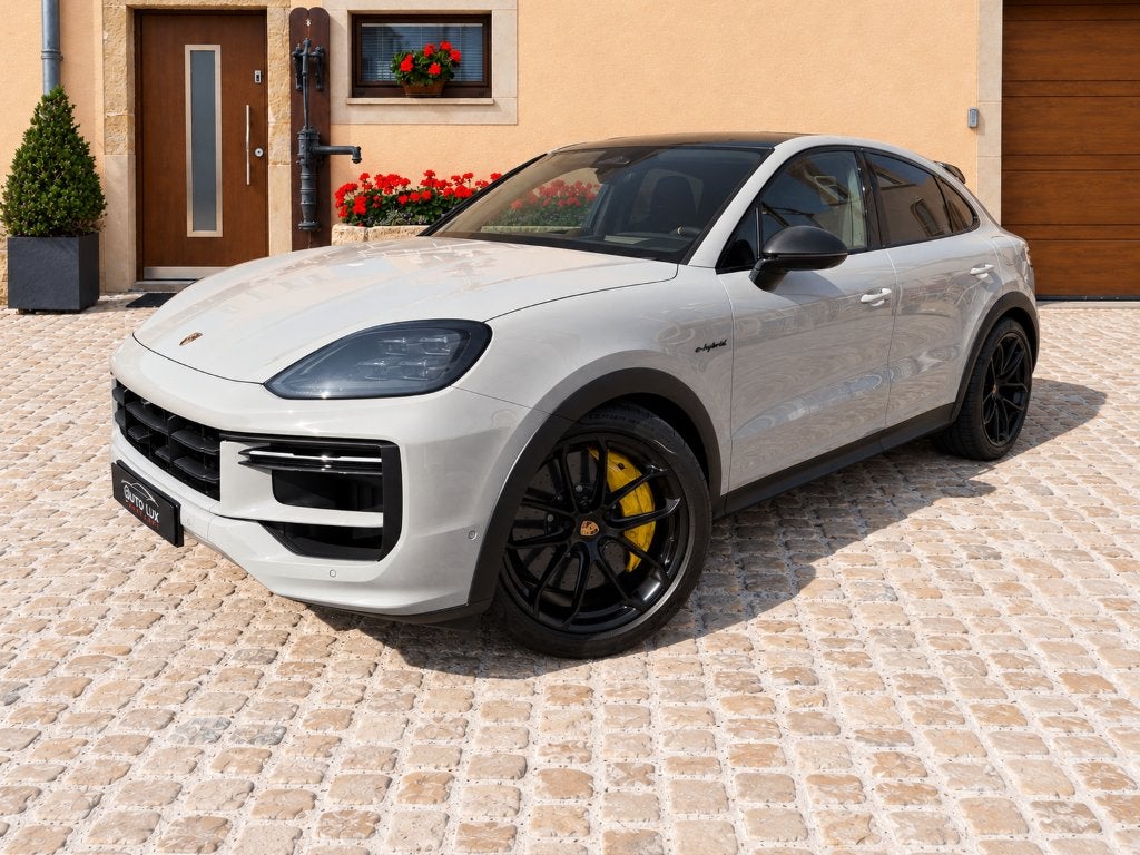 Porsche Cayenne Turbo E-Hybrid Coupé avec Pack GT, Auto's, Automaat, Bedrijf, Hybride Elektrisch/Benzine, 3996 cc