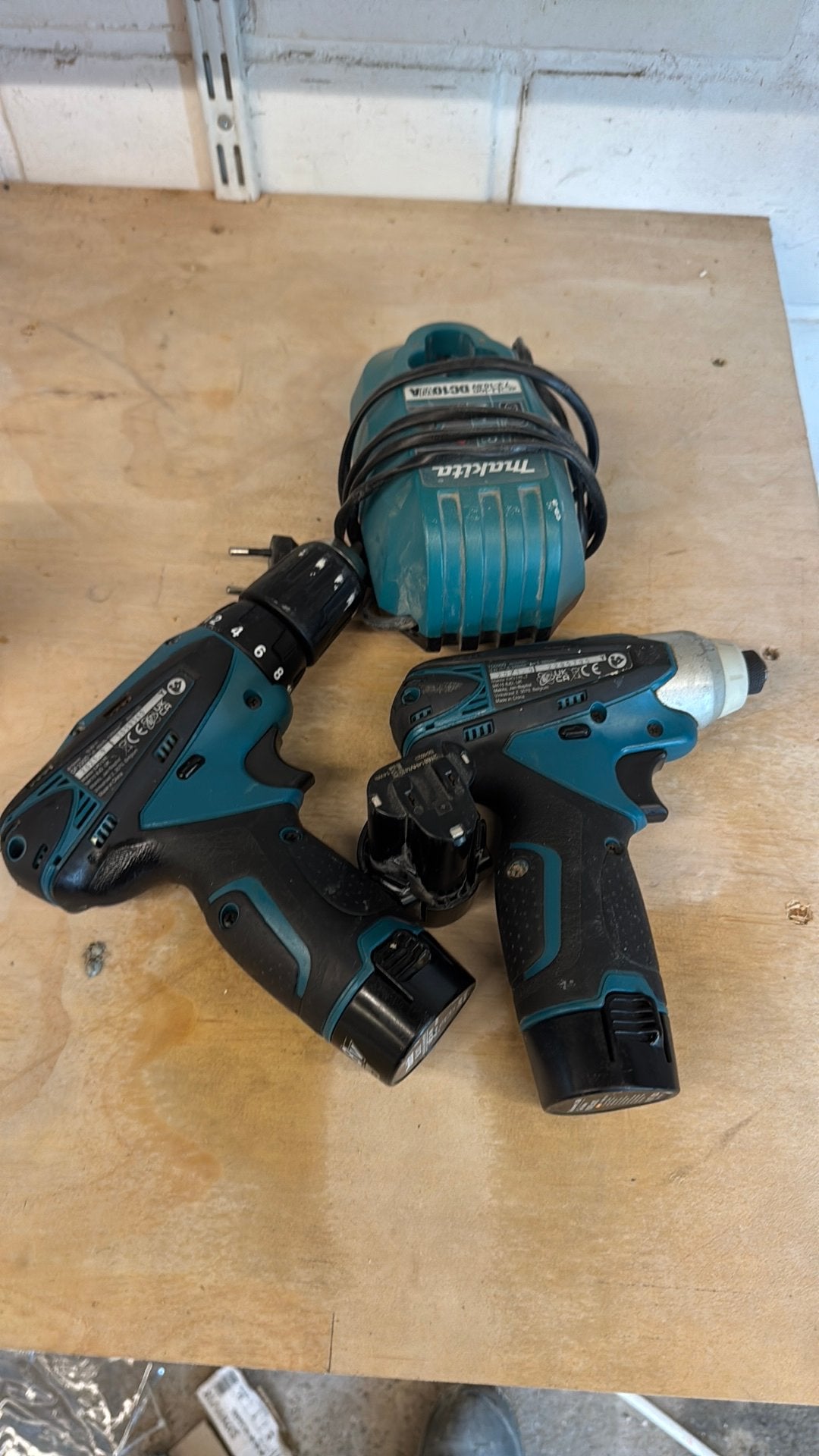 Makita 12v, Ophalen, Zo goed als nieuw
