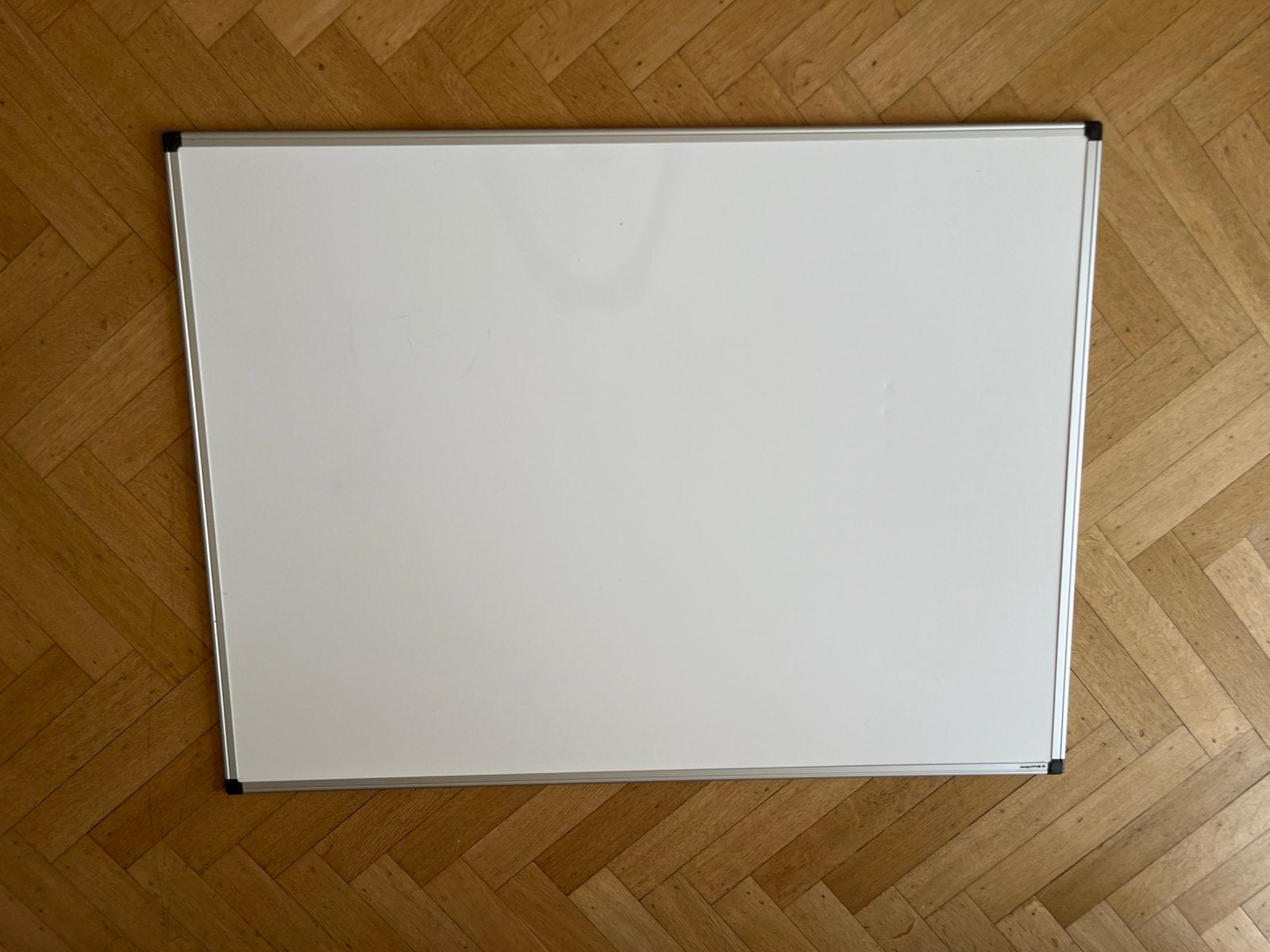 Whiteboard 90x120. Small defects., Huis en Inrichting, Woonaccessoires | Memoborden, Ophalen, Gebruikt, Magneetbord