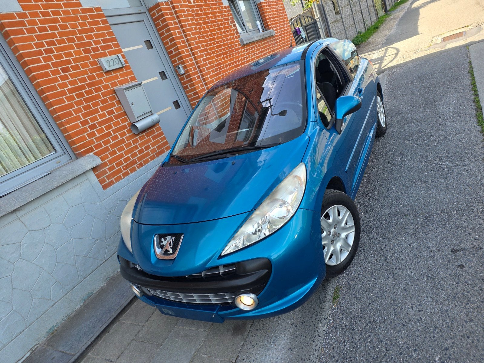 Peugeot 207 1.6Hdi 110ch#1er Propriétaire#Clim Digital, Autos, Entreprise, Boîte manuelle, Noir, Tissu
