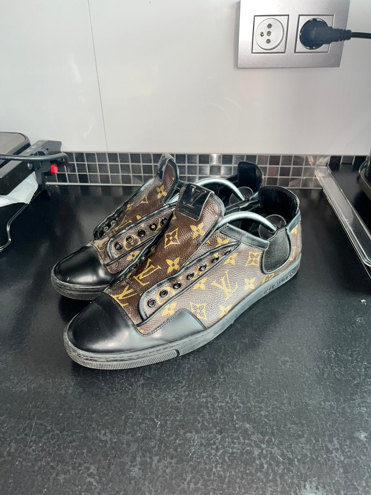 Oude Louis vuitton schoenen, Kleding | Heren, Schoenen, Ophalen, Gedragen, Bruin
