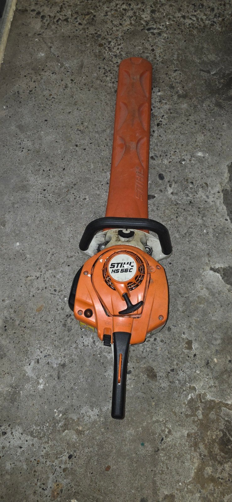 Coupe haie stihl HS56C a escence 2 temps