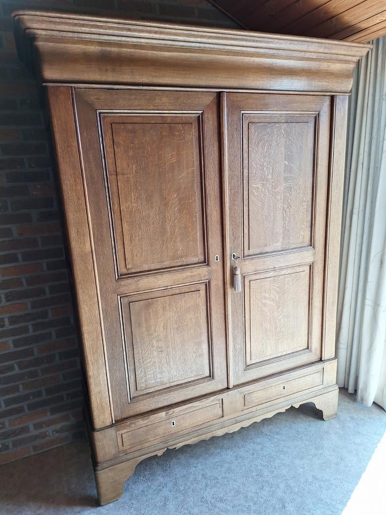 Louis Philippe garderobekast, Antiek en Kunst, Ophalen