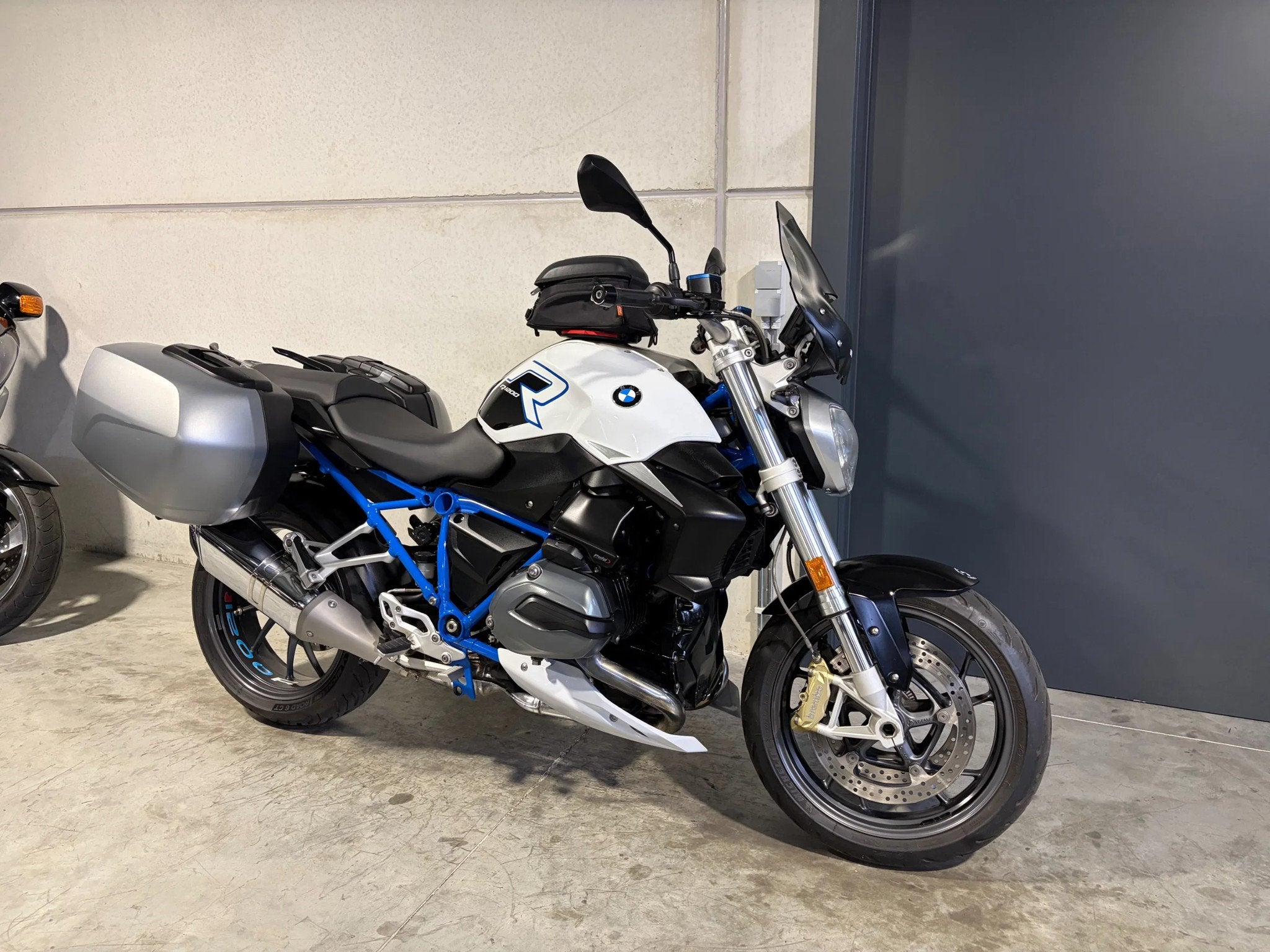 BMW R1200R met verlagingskit in touringtrim (bj 2018), Motoren, Bedrijf, Meer dan 35 kW, Toermotor, 1200 cc