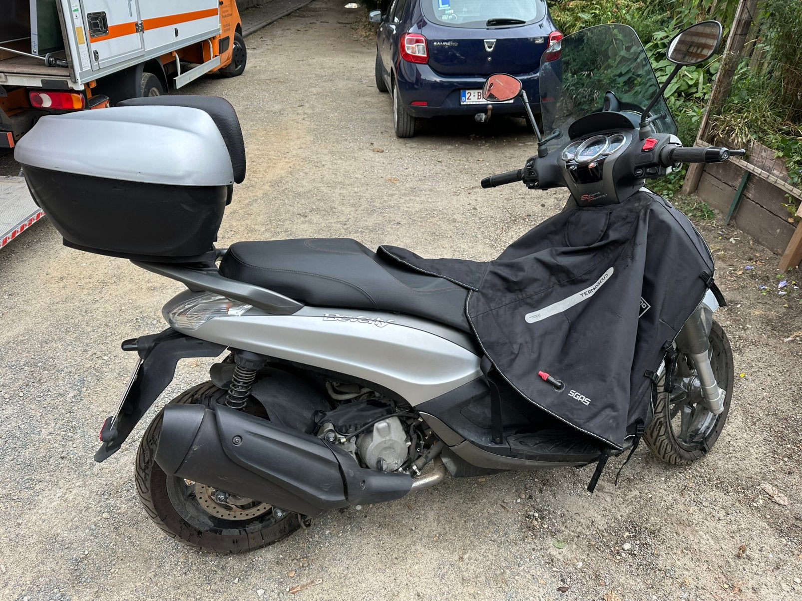 Piaggo Beverly, Ophalen, Overige modellen, Zo goed als nieuw, 350 cc