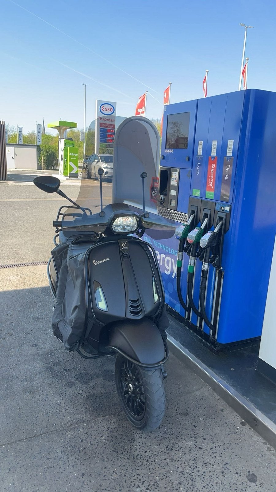 Vespa sprint, Fietsen en Brommers, Ophalen of Verzenden, Zo goed als nieuw