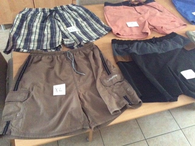 Te koop heren  schorten + zwemschorten maat M+XL, Enlèvement ou Envoi, Autres couleurs, Verschillende merken, Porté