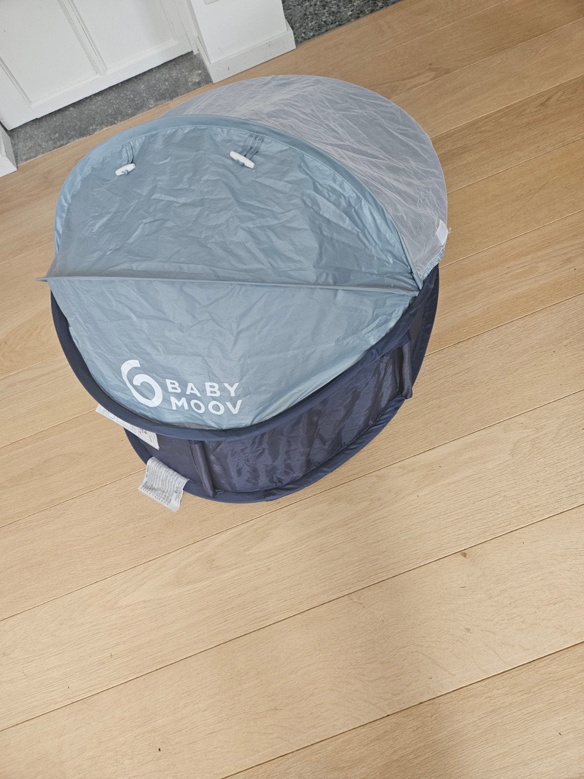 Babymoov tente anti-UV Babyni marinière bleu/blanc, Enlèvement
