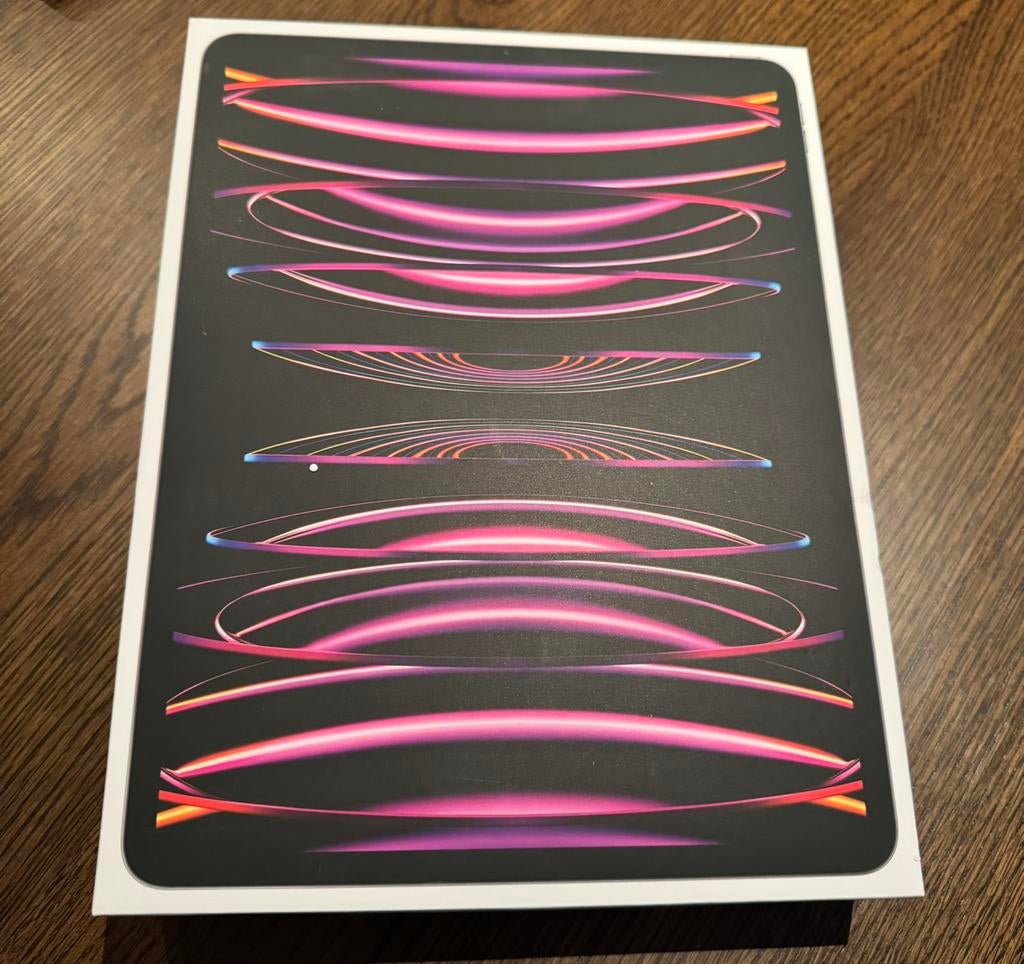 Apple iPad Pro - 6th Gen - 256GB - 12.9inch - Nieuwstaat!, Ophalen of Verzenden, Zo goed als nieuw