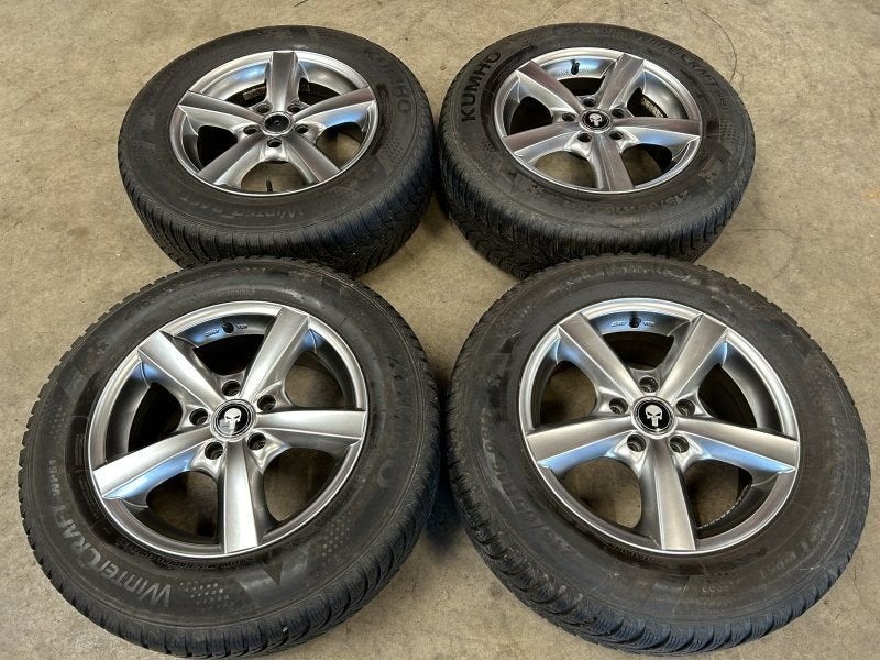 16 inch Dezent velgen + winterbanden Nissan Qashqai, Auto-onderdelen, -, Banden en Velgen, -, Gebruikt
