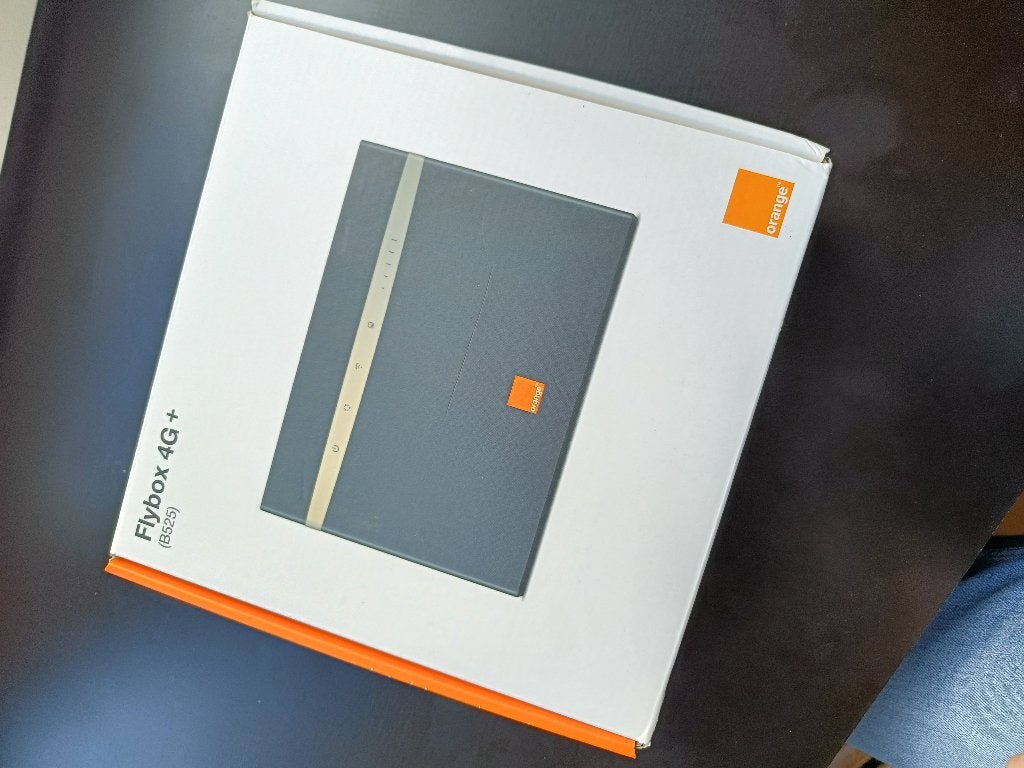 Flybox orange 4G+, Informatique & Logiciels, Enlèvement, Comme neuf