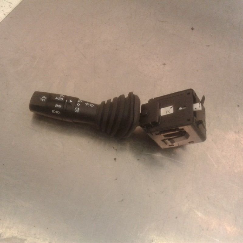 INTERRUPTEUR D'ECLAIRAGE Daewoo / Chevrolet Captiva (C100), Utilisé, Daewoo