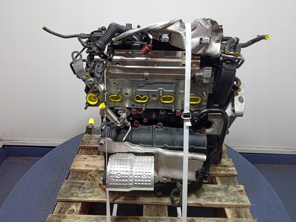 Moteur DFGB Complet PASSAT TOURAN VW GOLF, Autos : Pièces & Accessoires, Envoi, Utilisé, Skoda