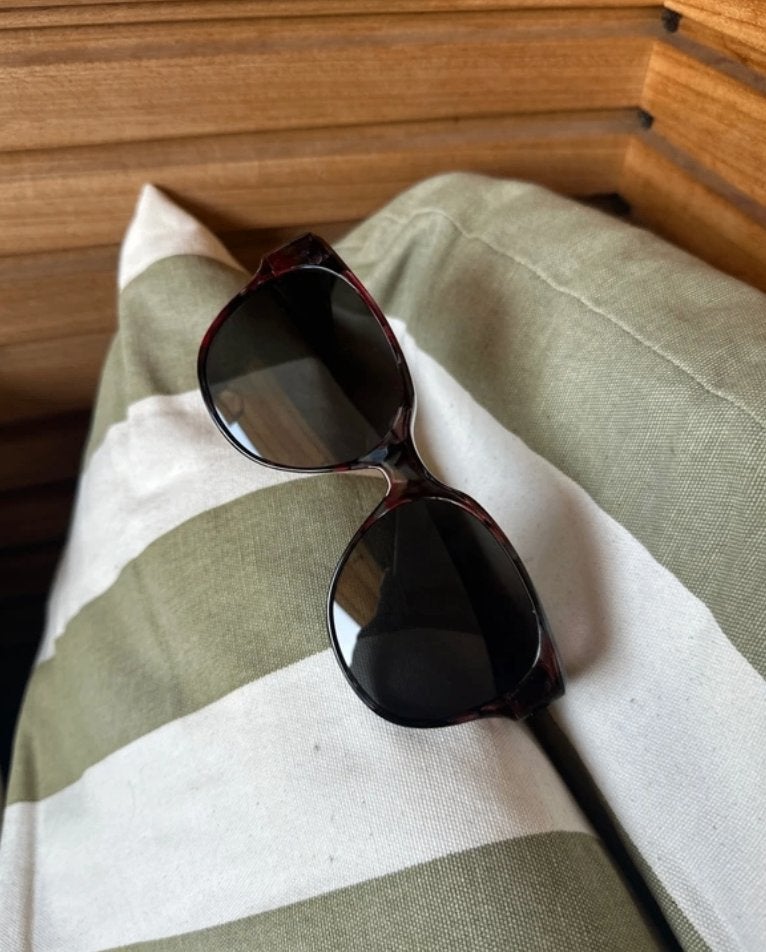 Sur lunette de soleil, Bijoux, Sacs & Beauté, Lunettes de Soleil & Lunettes | Femmes, Neuf, Autres marques, Autres couleurs, Lunettes de soleil