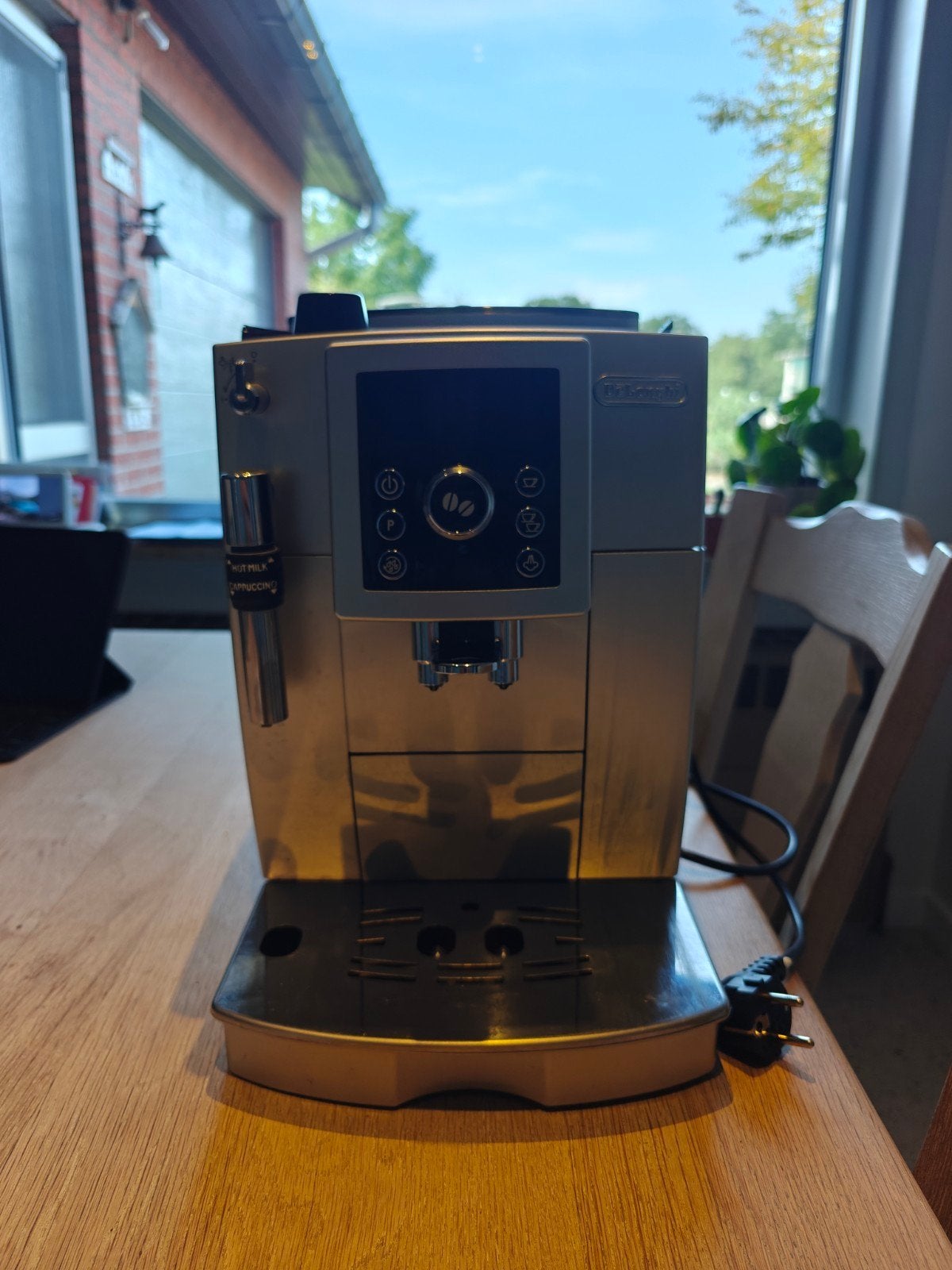 Delonghi koffiezet apparaat te koop, Réservoir d'eau amovible, Café en grains, Utilisé, 4 à 10 tasses