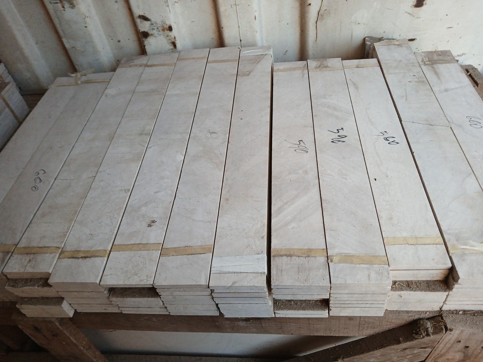 plinten, Doe-het-zelf en Bouw, Ophalen