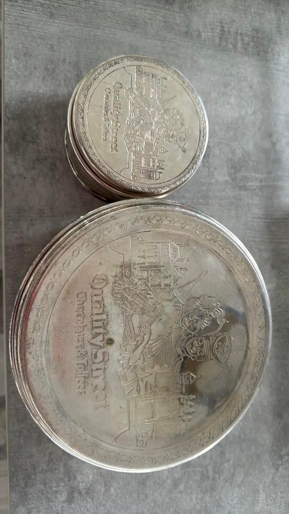 Vintage keukenblikken, Ophalen