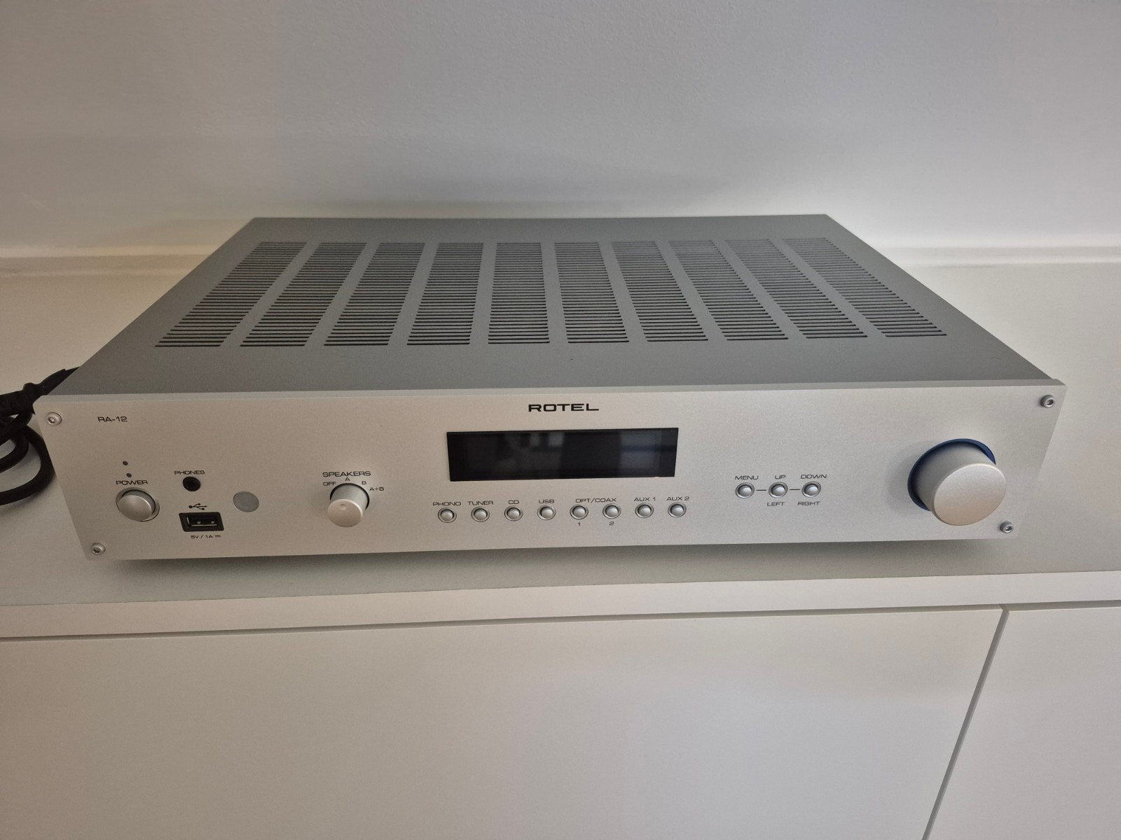 rotel Ra12, Audio, Tv en Foto, Zo goed als nieuw, 60 tot 120 watt, Stereo, Ophalen