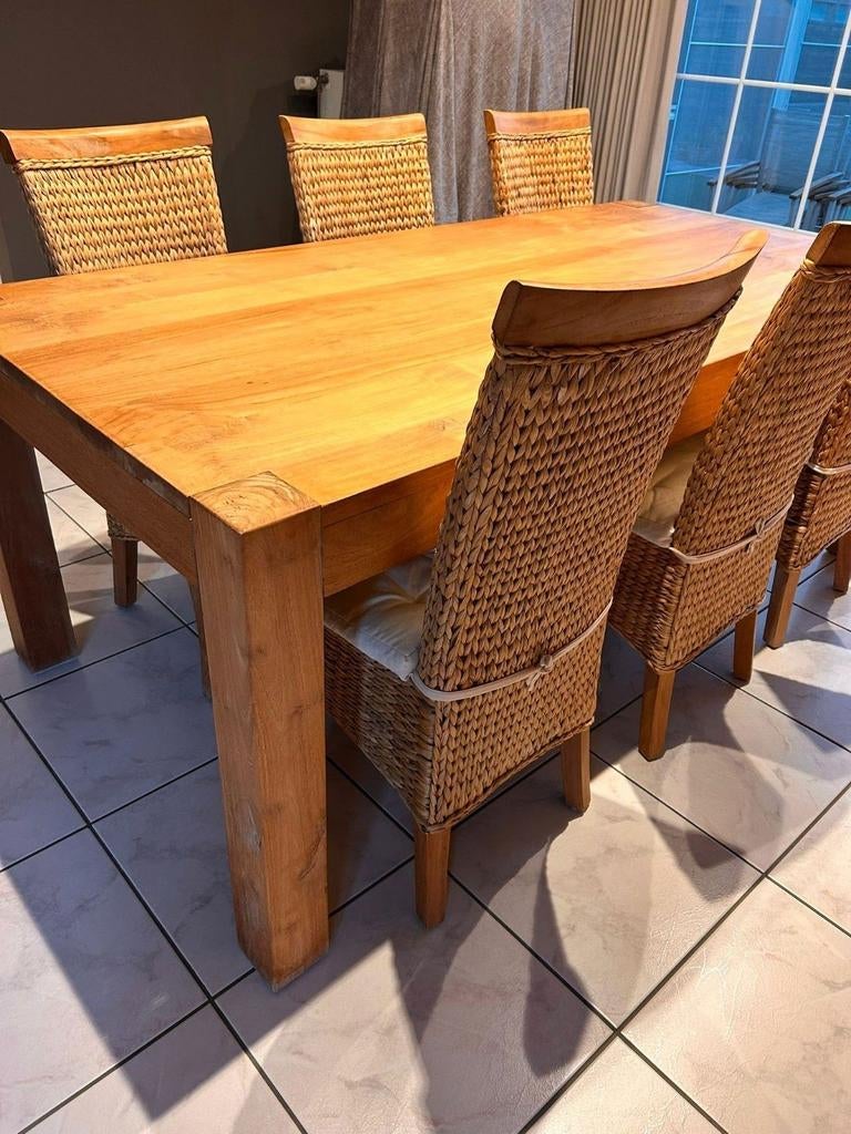 Tafel in teak + 6 stoelen in bananenblad, Huis en Inrichting, Ophalen