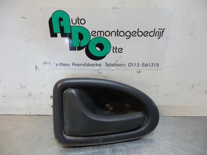 Poignée portière 2portes gauche d'un Opel Vivaro (Vivaro 0, -, Opel, Utilisé, -