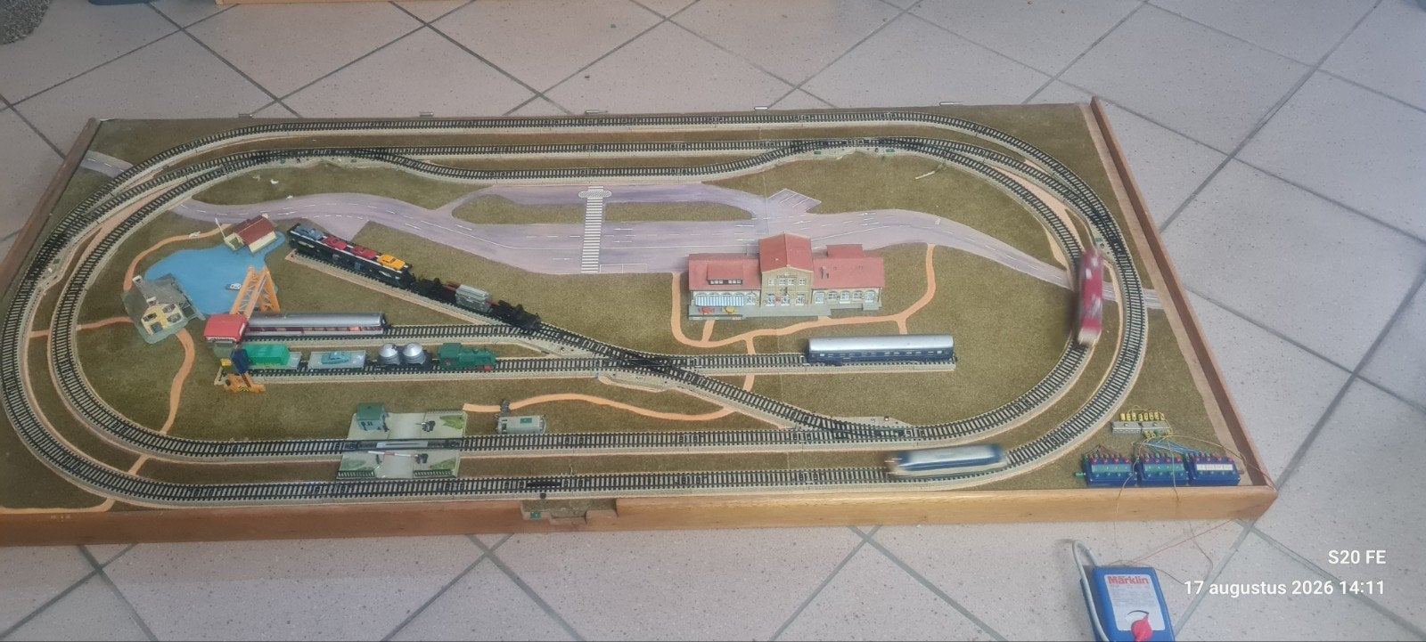 treintafel marklin ho,incl locomotieven en wagons., Hobby en Vrije tijd, Ophalen, Gebruikt, Treinset