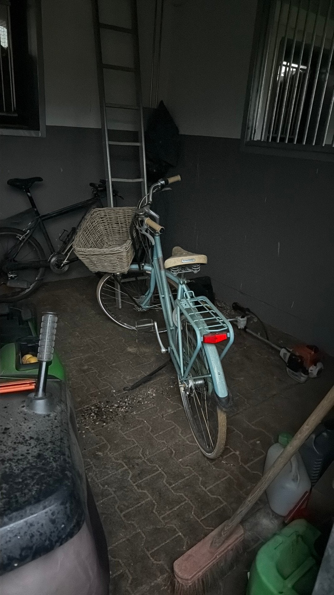 Koersfiets en damesfiets, Ophalen, Gebruikt