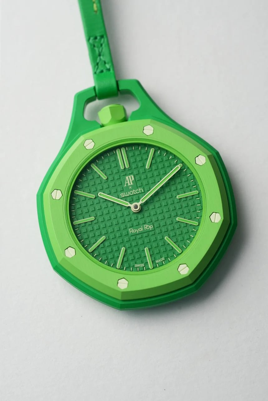 Royal pop swatch green eight, Handtassen en Accessoires, Horloges | Heren, Leer, Swatch, Ophalen of Verzenden, Zo goed als nieuw