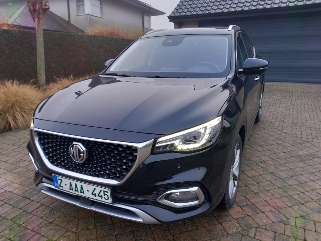MG EHS LUXURY Hybride full option, BTW aftrekbaar, Auto's, 4 cilinders, Zwart, Bedrijf, 5 zetels