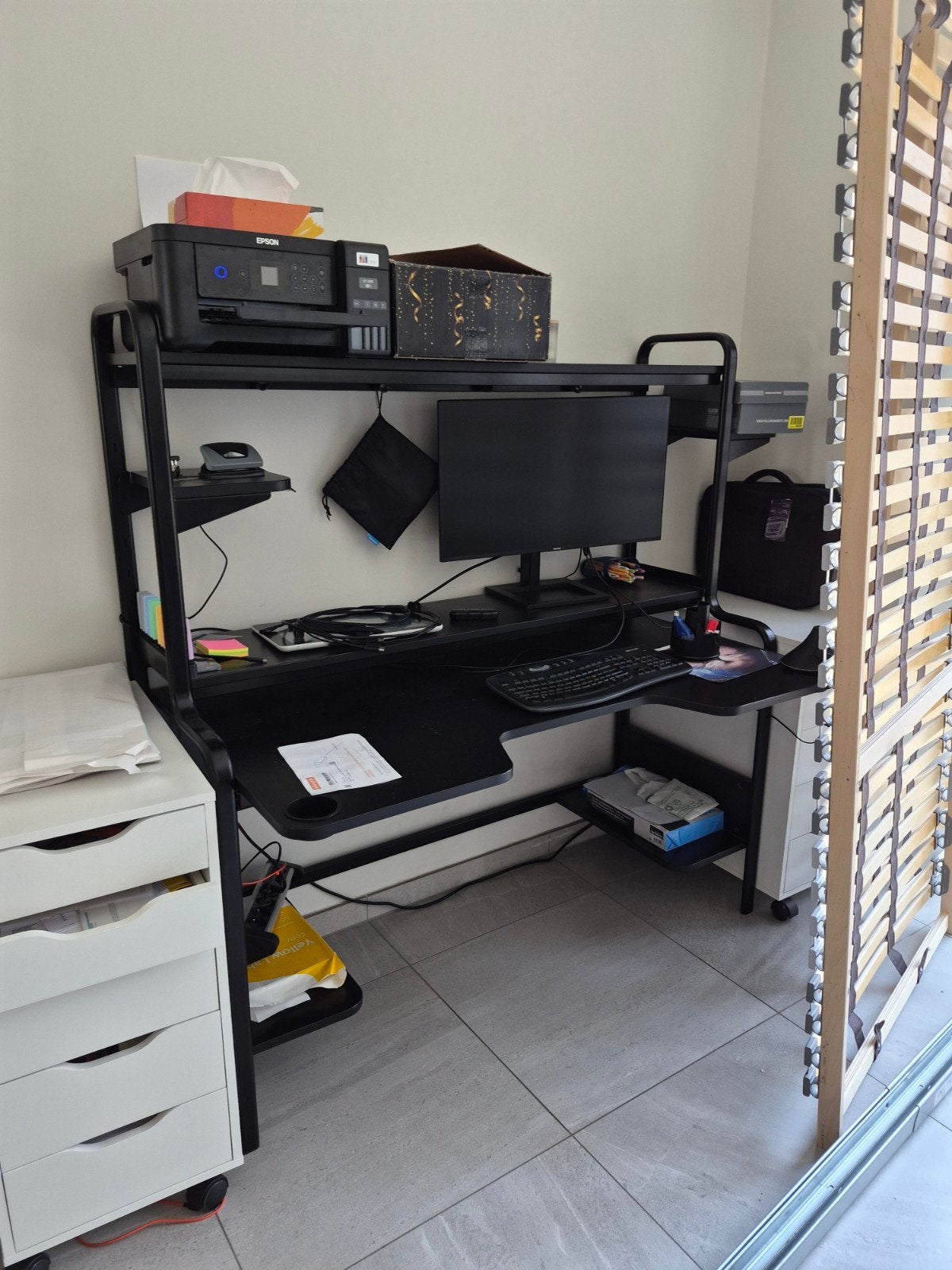 Gamebureau - gaming - Fredde - 2 jaar oud, Ophalen, IKEA