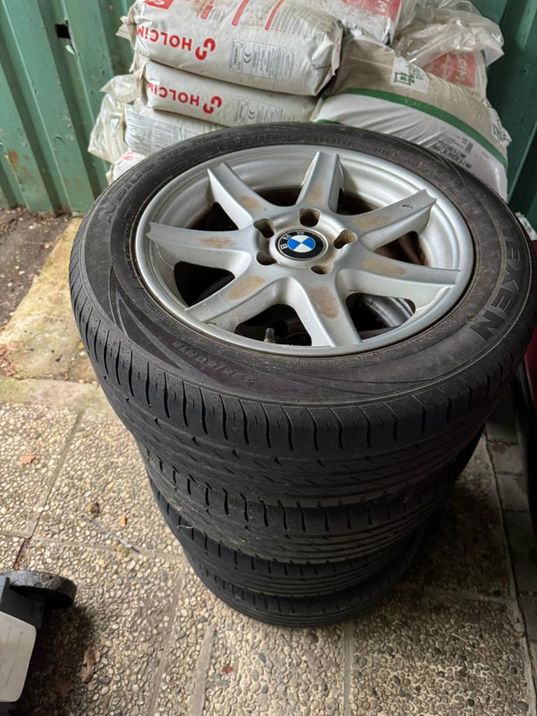 BMW e36 e39 e46 e28 e32 e34 16 inch, Auto-onderdelen, Banden en Velgen, Ophalen, 16 inch, Band(en)