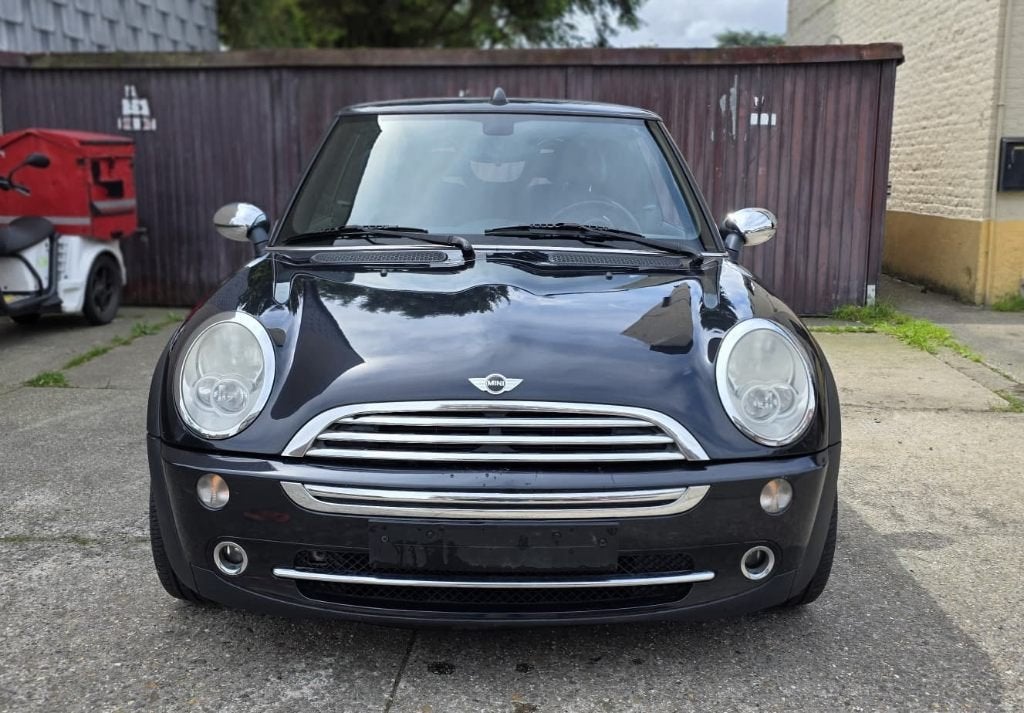 Mini Cooper / Cabriolet / Lez Ok/ Carpass/Contrôle technique, Auto's, Mini, 4 zetels, Zwart, Cabriolet, Leder en Stof