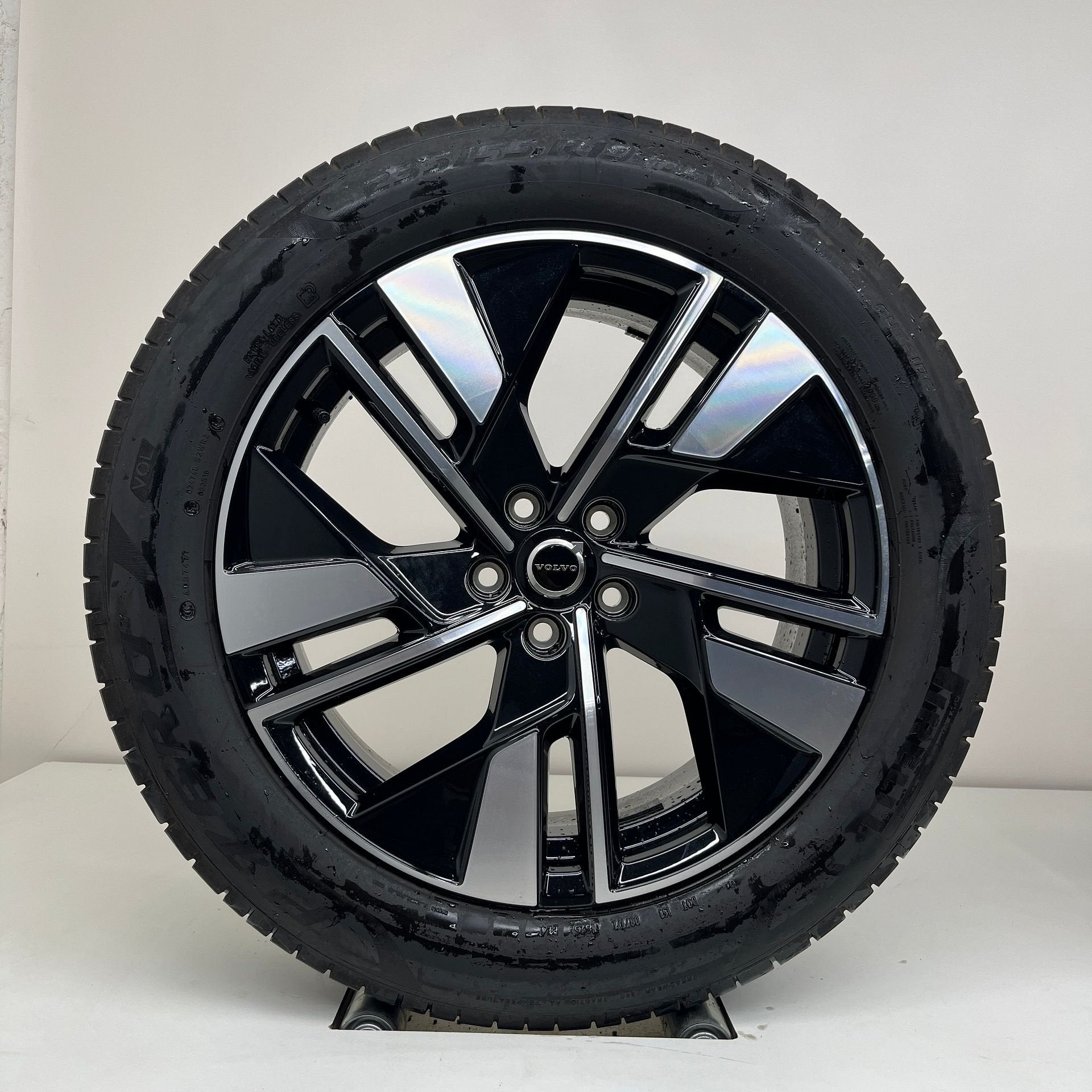 Volvo XC60 - 19 inch - zomerbanden, Autos : Pièces & Accessoires, Pneus & Jantes, Pneus et Jantes, Enlèvement ou Envoi, Véhicule de tourisme