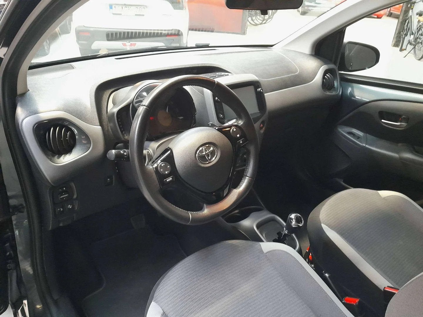 Toyota Aygo Aygo 1.0i VVT-i Automaat Camera Carplay, Autos, Achat, 998 cm³, Euro 6, Entreprise