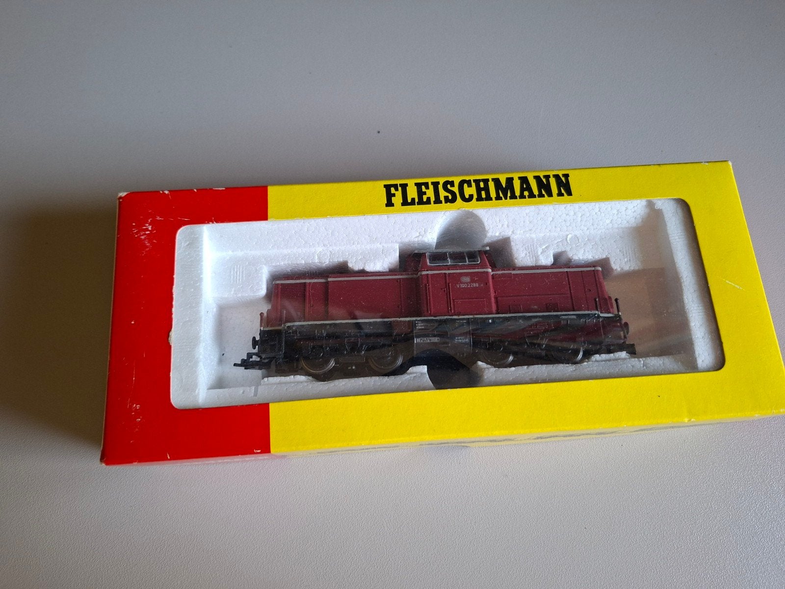 fleischmann 4228 DB V100 2288 H0 numérique, Enlèvement ou Envoi, Fleischmann, Locomotive, Courant continu