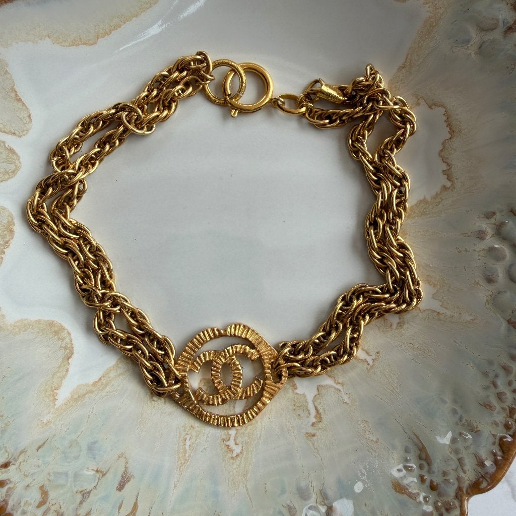 Collier ras de cou Chanel vintage CC, Enlèvement ou Envoi, Utilisé, Or, Autres matériaux