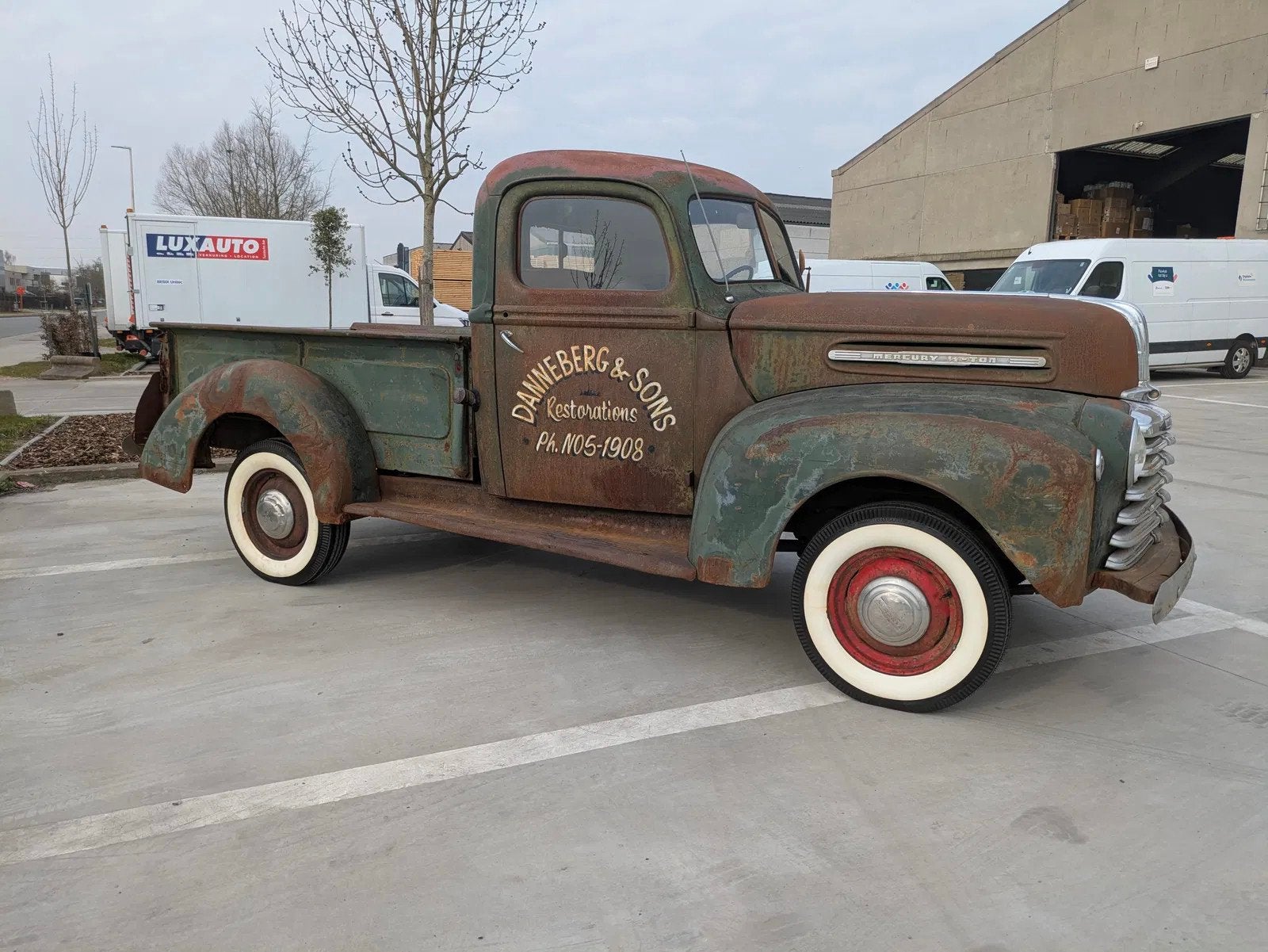 Ford USA mercury truck mercury p/u 46", Cuir, Achat, Intérieur cuir, 3 places