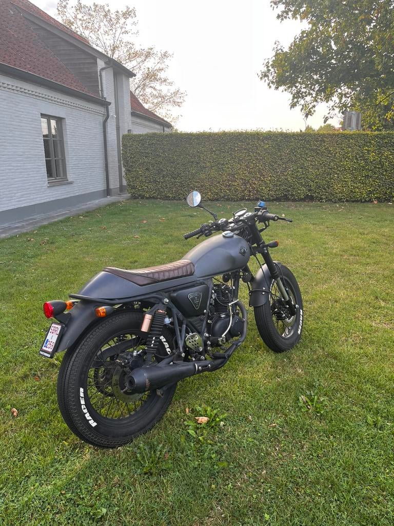 Archive café racer 50cc, Ophalen, Klasse B (45 km/u), Zo goed als nieuw, 4 versnellingen