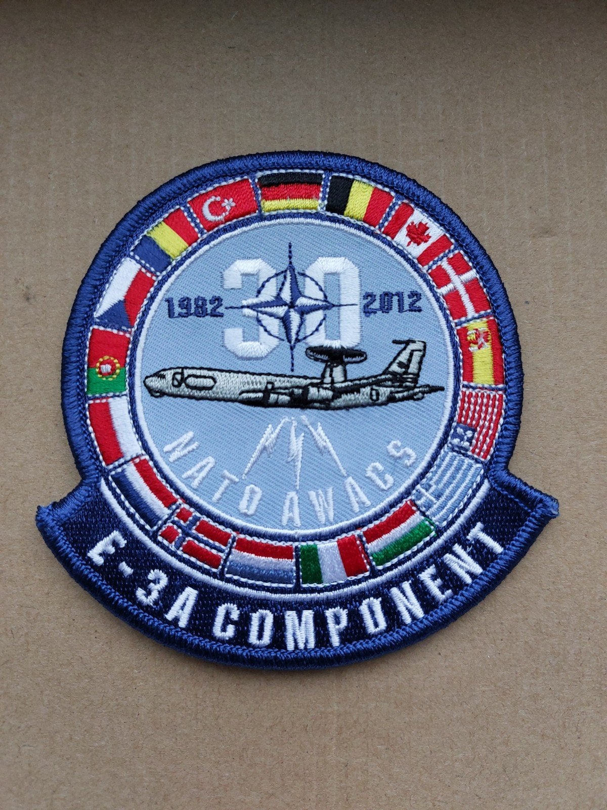 Patch 30 ans des AWACS de l'OTAN, Envoi, Armée de l'air, Emblème ou Badge